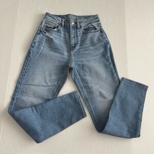 American Eagle Outfitters Light Blue Skinny Jeans